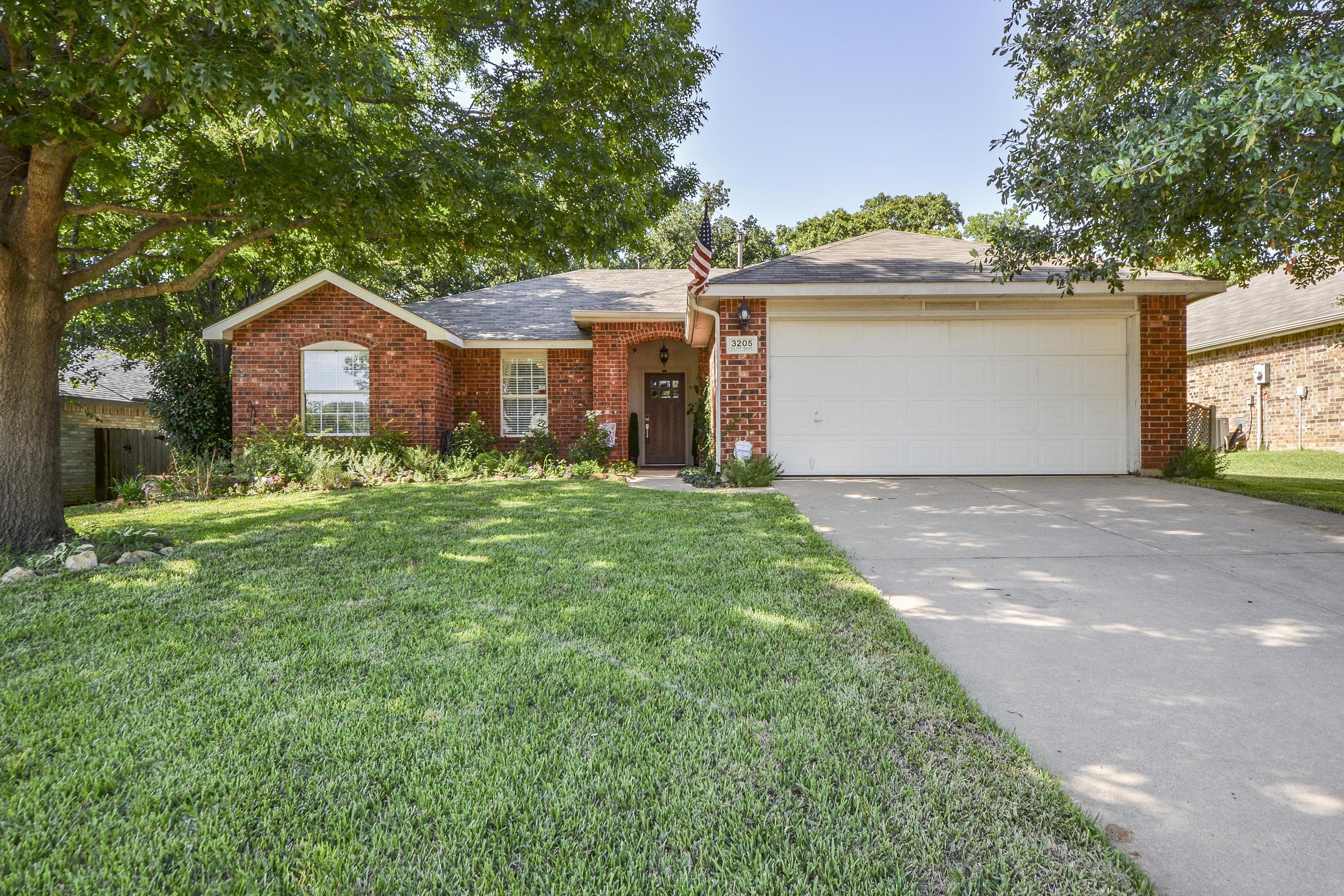 3205 Cliff Oaks Drive Corinth TX 76210 Team Nelson