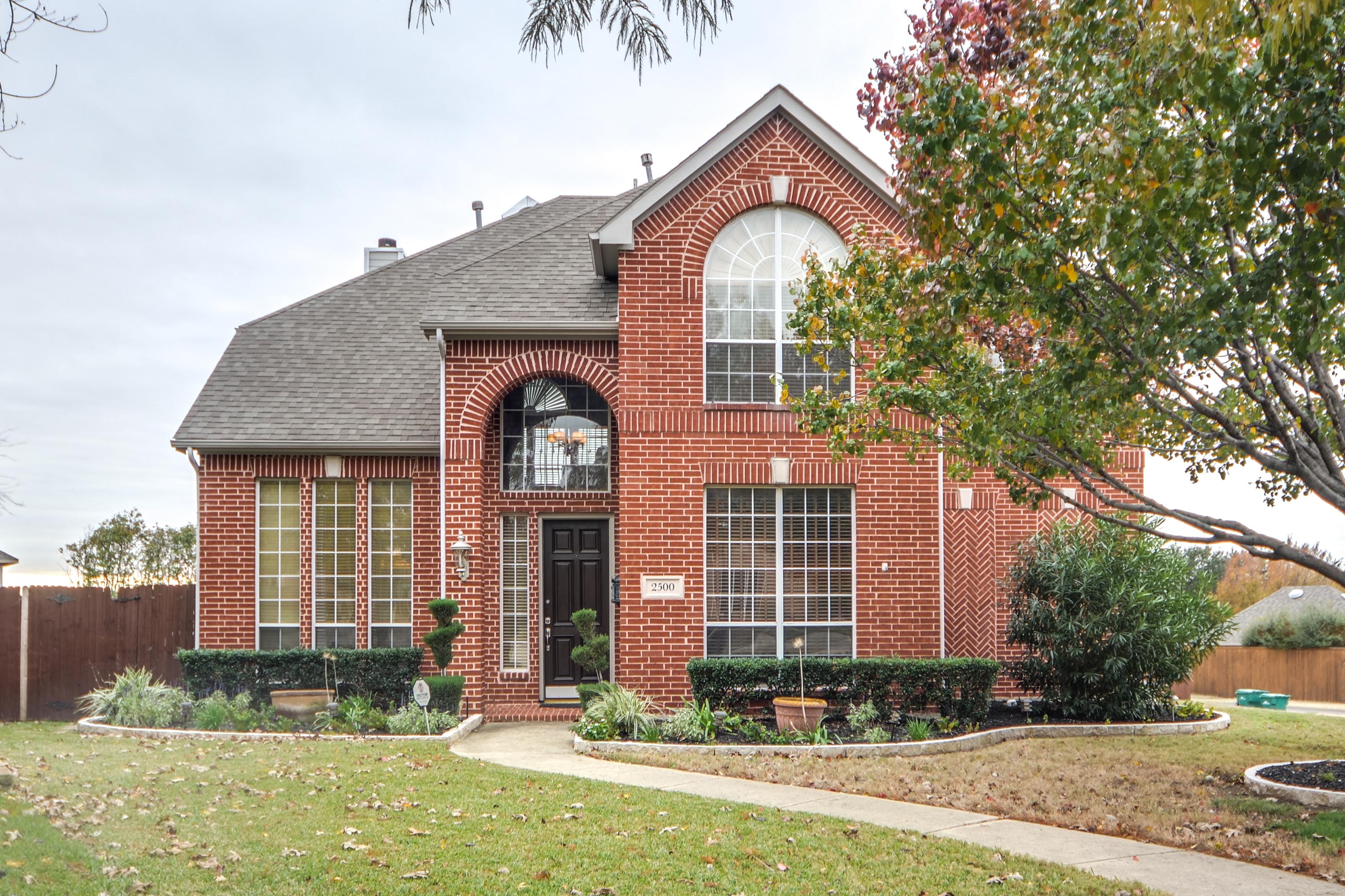 2500 Sir Tristram Lane Lewisville TX 75056 Team Nelson