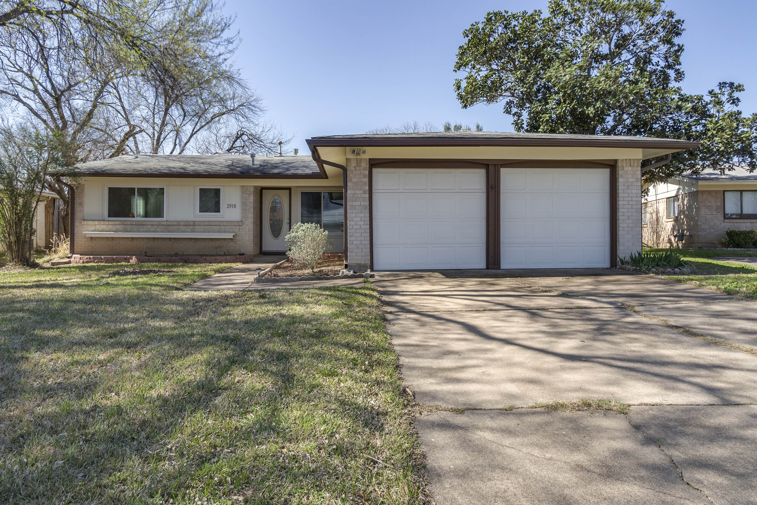 2918 Lowell Drive Irving TX 75062 Team Nelson