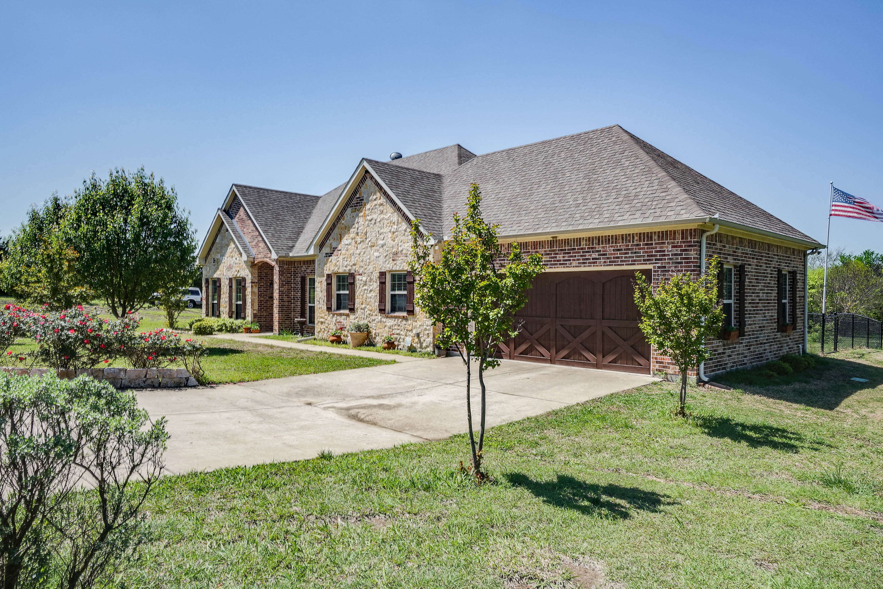 380 Woodcreek Drive Princeton TX 75407 Team Nelson