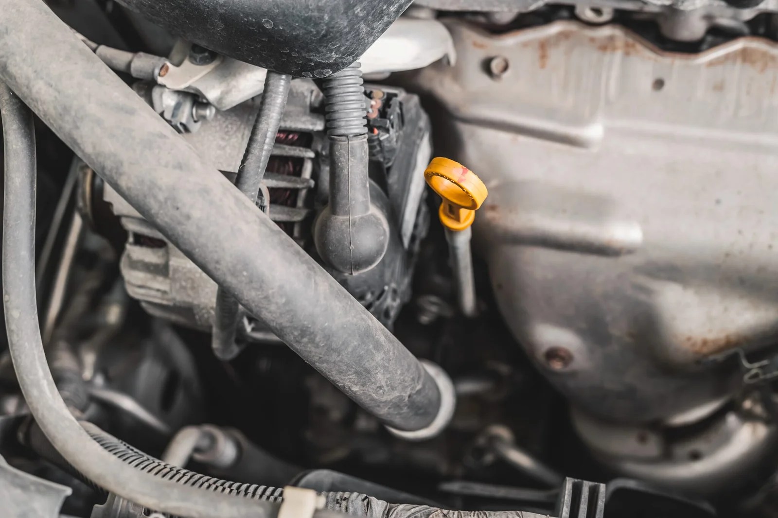 How to Remove Overfilled Engine Oil? 7 Easy Methods