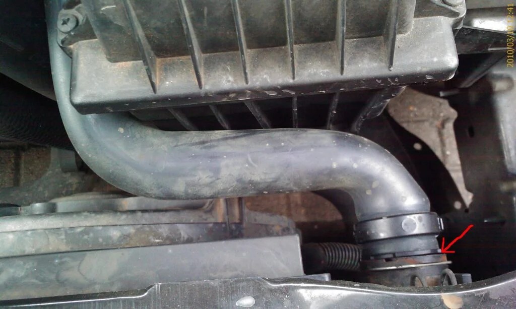 Blown Radiator Hose Learn How to Repair This Calamity in Minutes