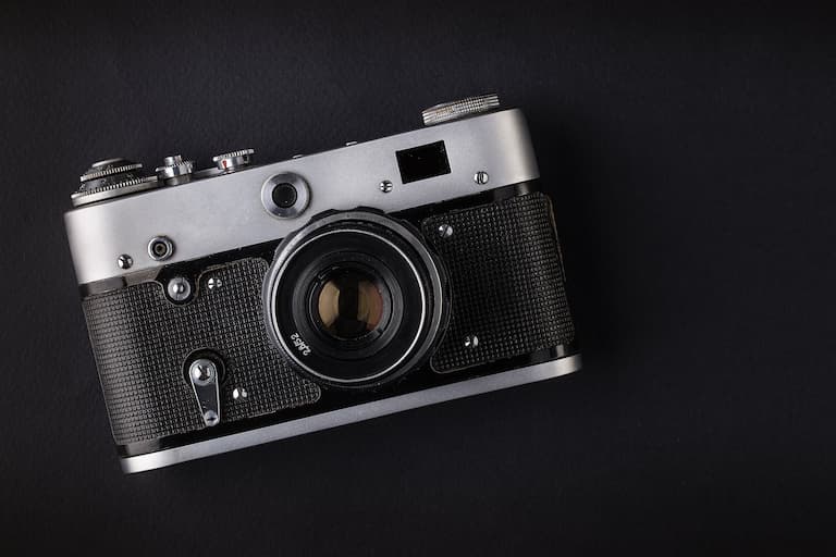 Are All Camera Lenses Universal? Your Photo Advisor