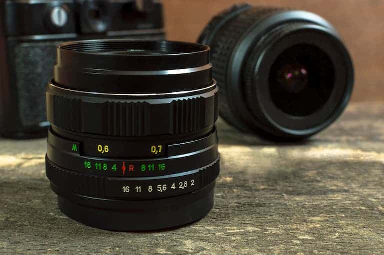 Are All Camera Lenses Universal? Your Photo Advisor