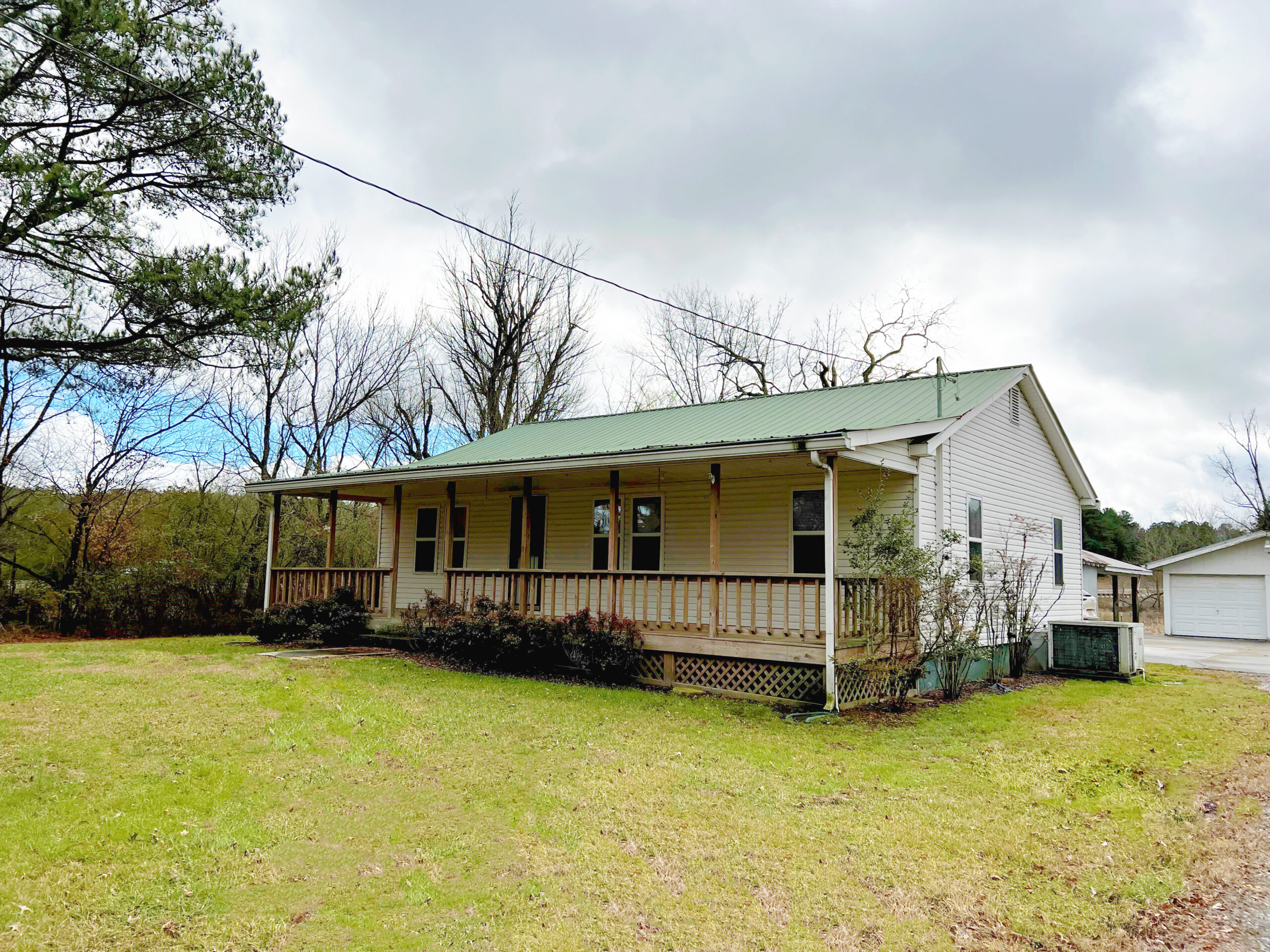 341 County Road 731 Valley Head, Alabama Your Rental Hub