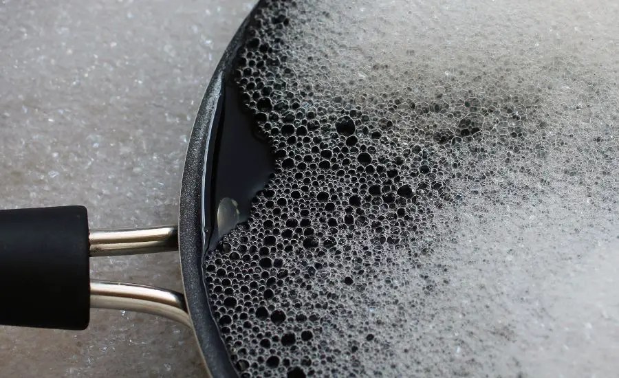 How To Clean A Green Pan Top 8 Tips & Best Helpful Guide