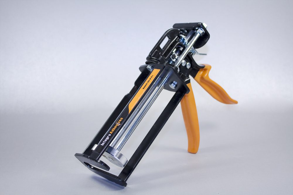 250 ML Dispensing Gun Source 1