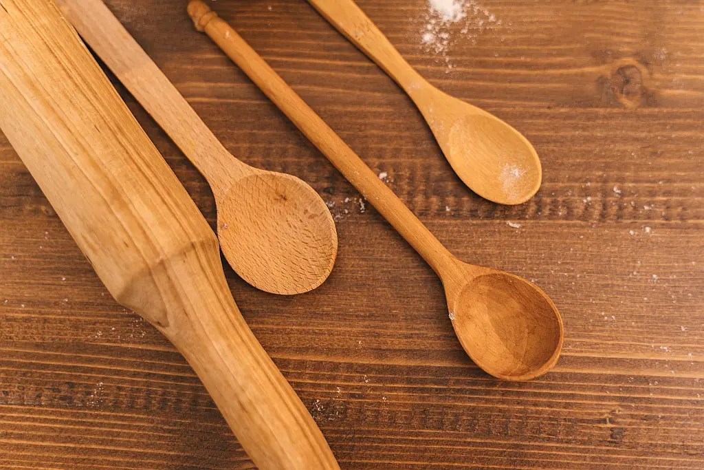 10 Brands That Use The Best Material for Cooking Utensils