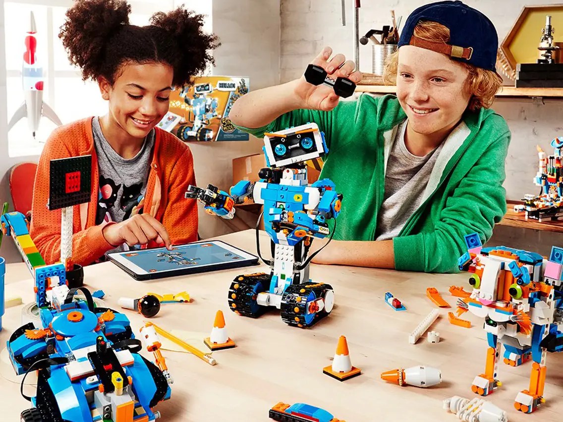 The Importance of STEM Toys for Children's Development