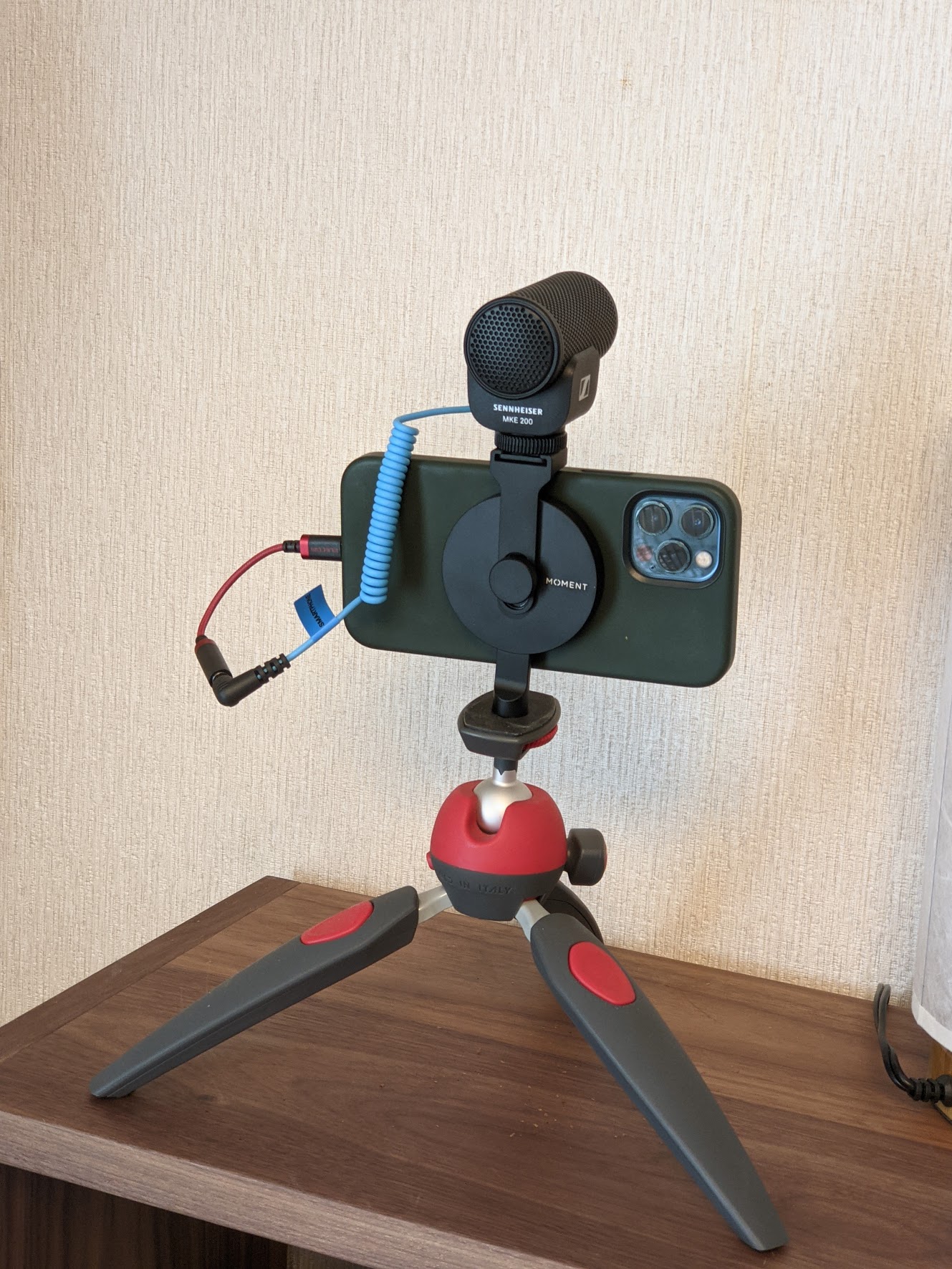 特別オファー Moment MagSafe 三脚マウント PRO TRIPOD MOUNT asakusa.sub.jp