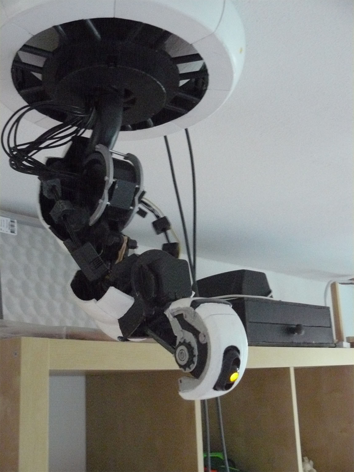 GlaDOS lamp Ytec 3D