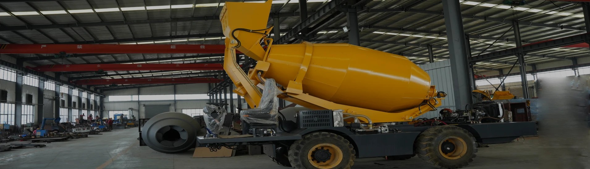 Self Loading Concrete Mixer Efficient Driven Mixer Loaders
