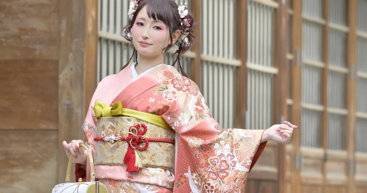 浅草で振袖レンタル！気軽に楽しむための全て コラム 浅草の着物なら浅草着物レンタル結衣
