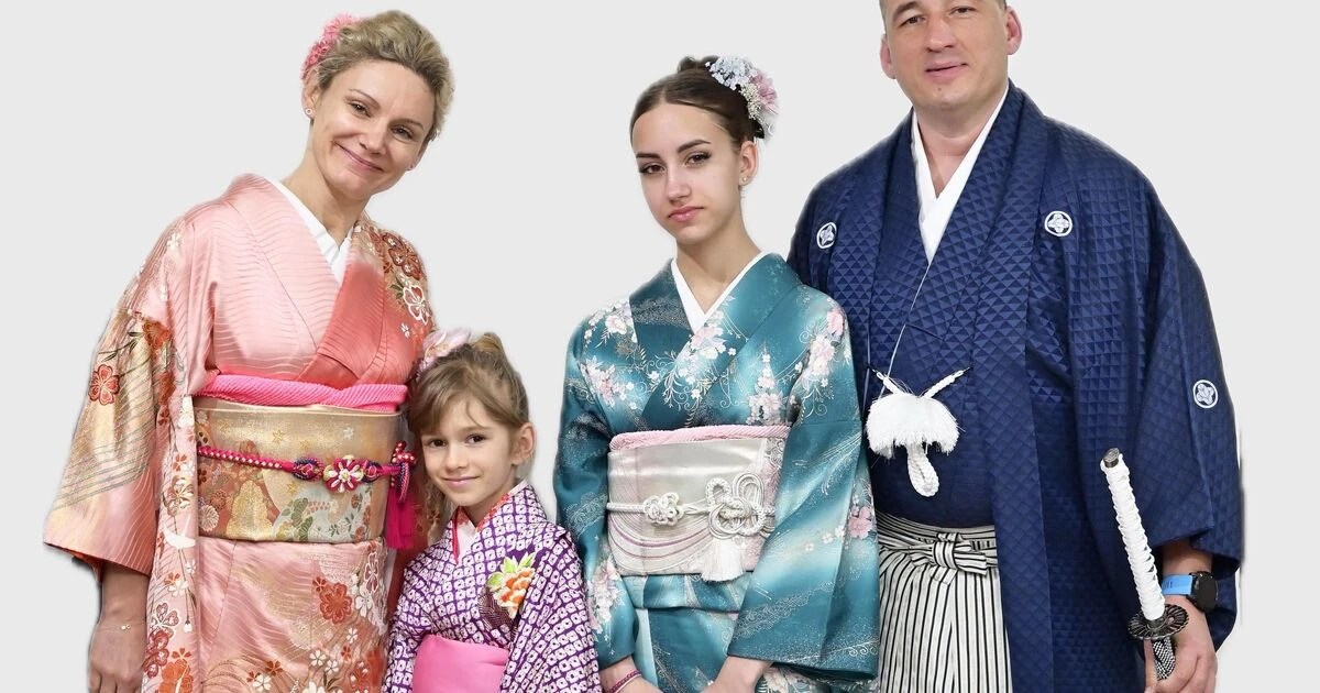 浅草で着物レンタル！安心の英語対応と丁寧なサービスの魅力 コラム 浅草の着物なら浅草着物レンタル結衣