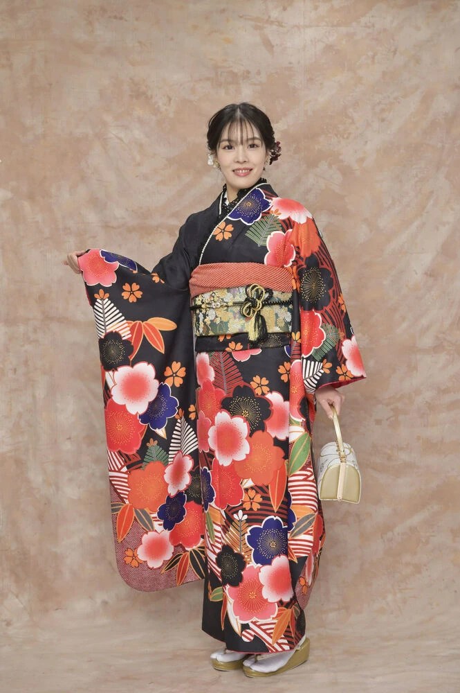 「ママ振袖」小物レンタルで華やかに変身！その秘密とは？ ママ振袖小物レンタル ママ 振袖 小物 レンタル 早朝着付けOK 成人式