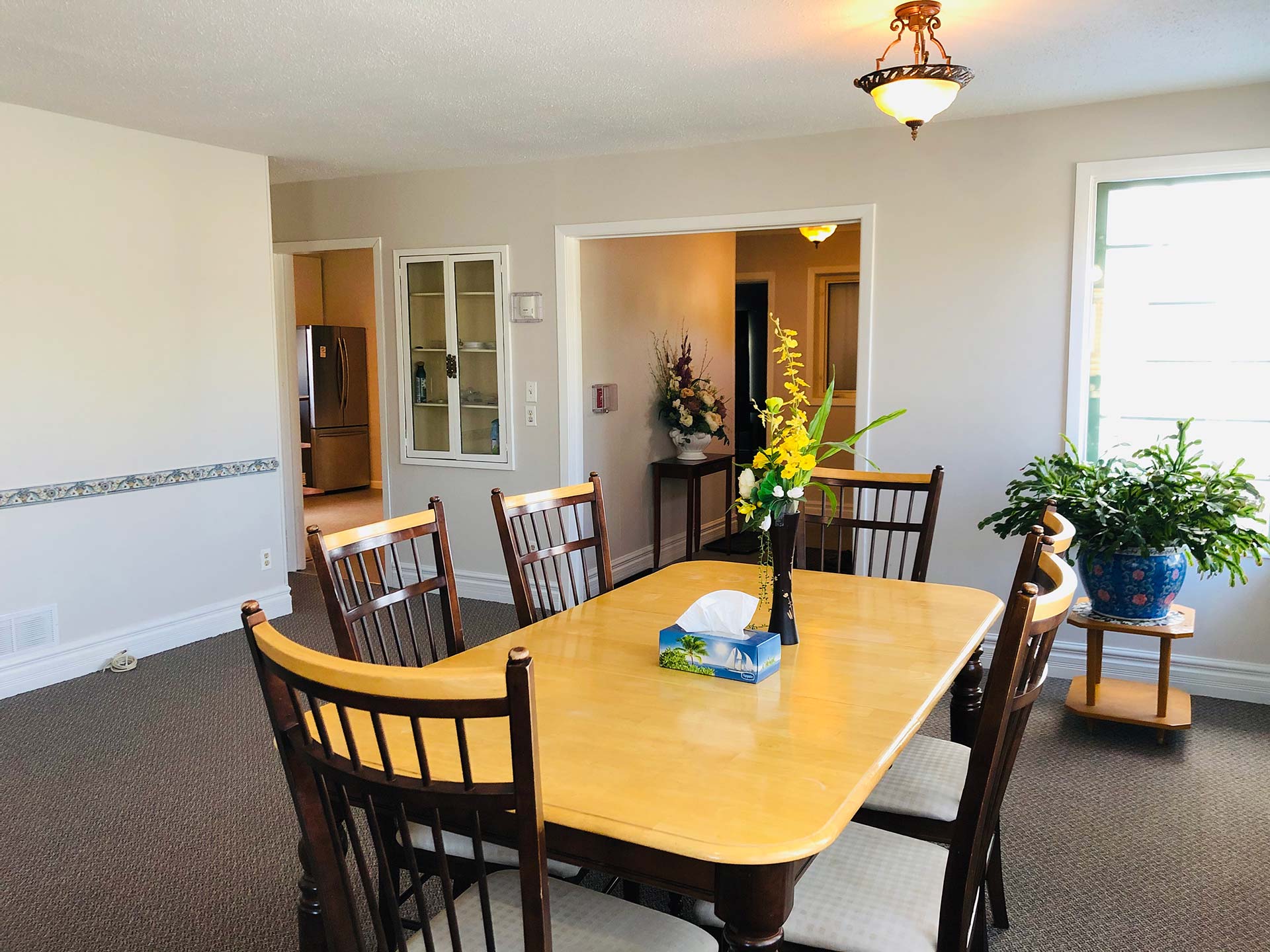 Midnight Sun Inn & Vacation Rentals Yukon Territory Information