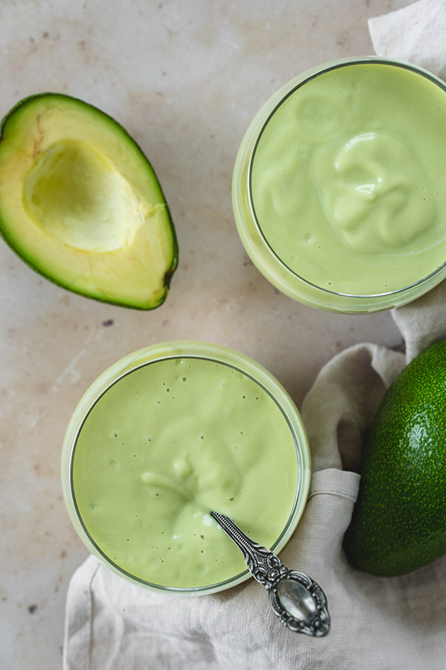 Vietnamese Avocado Smoothie (Sinh Tố Bơ) w/ Condensed Milk