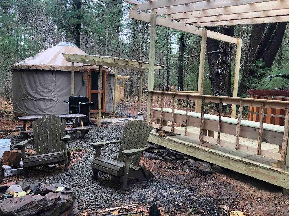12 Best Yurts in Pennsylvania and other Glamping Getaways