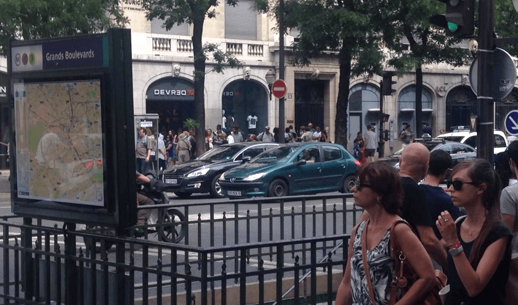 Paris Fusillade près de la station Grands Boulevards YZGeneration