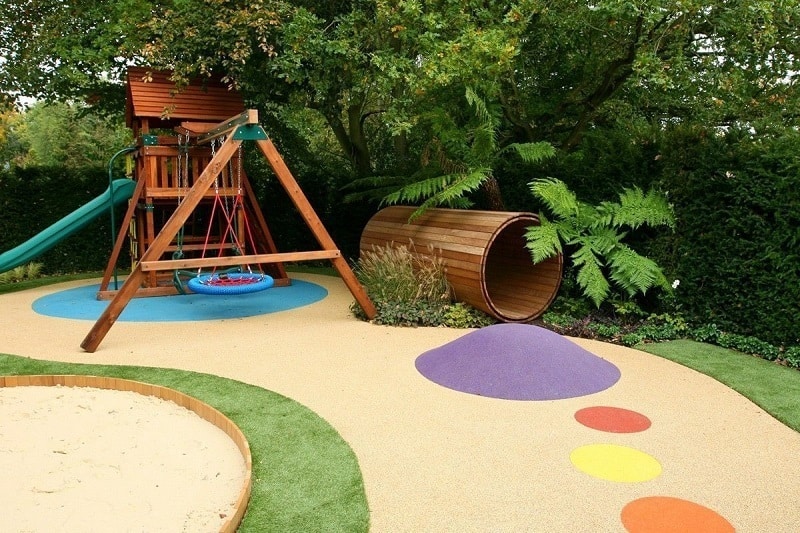 How to Make an Outdoor Play Space the Kids Will Love