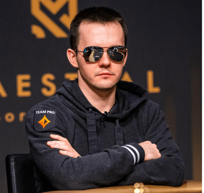 6 Reasons Why Poker Players Wear Sunglasses ZainView