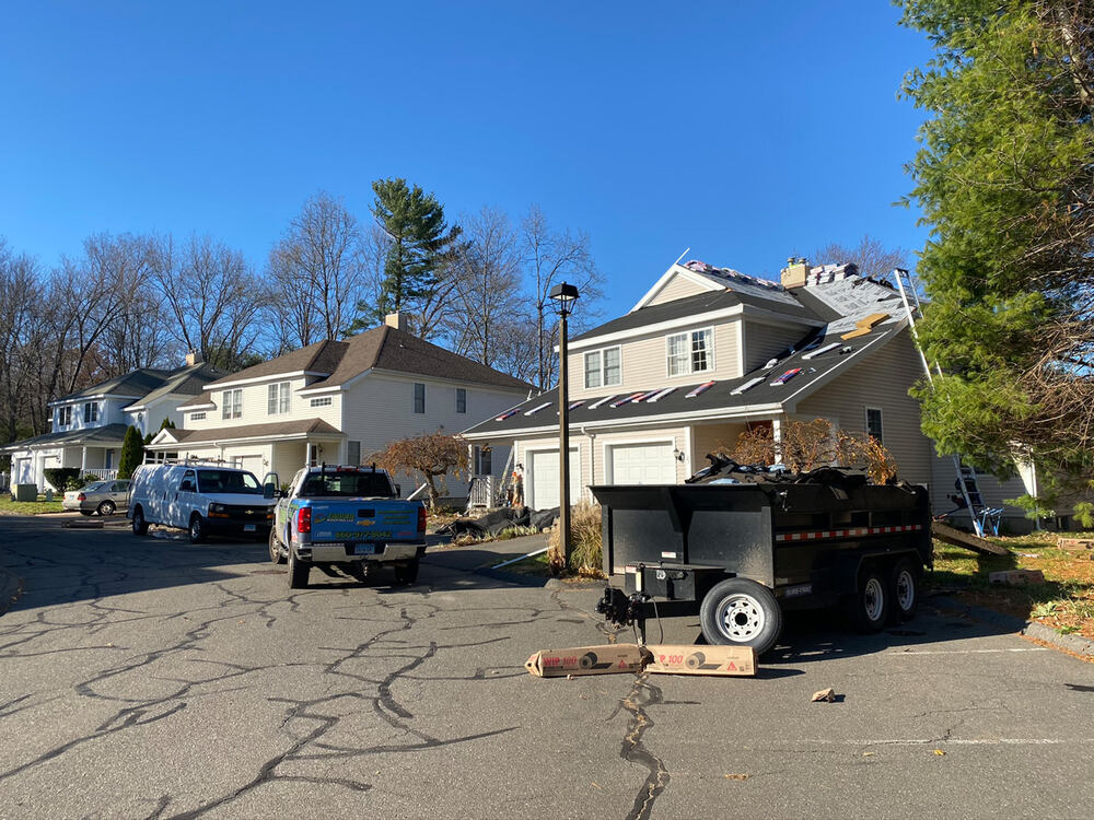 Carriage Homes Condominium Complex CT Roof Replacement and Repair