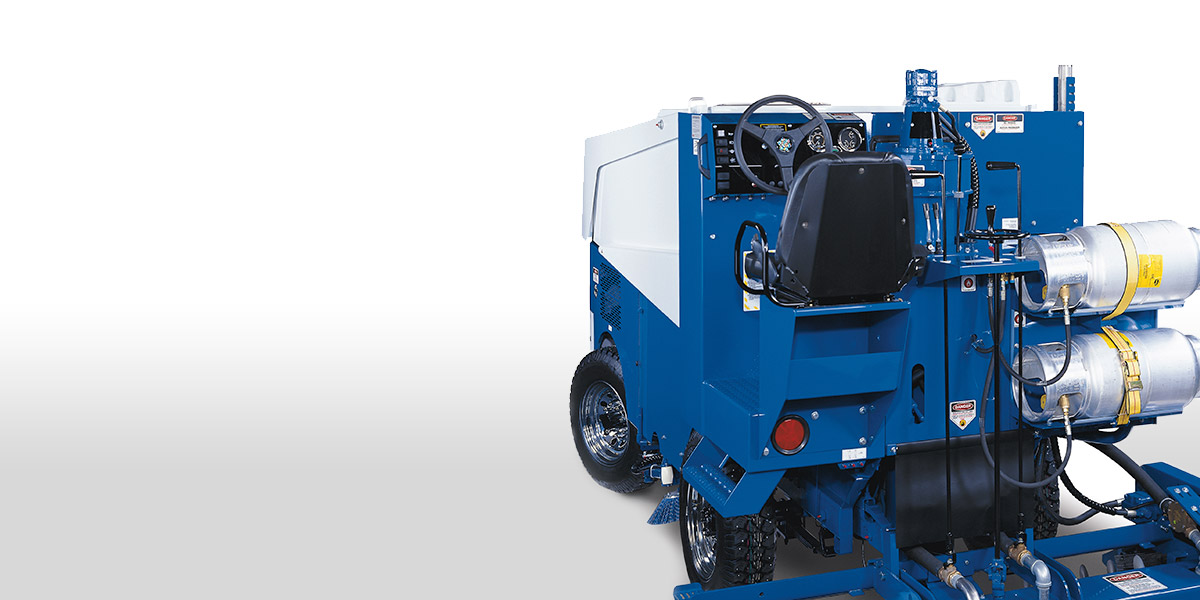 526_rear_FeaturesPanel Zamboni