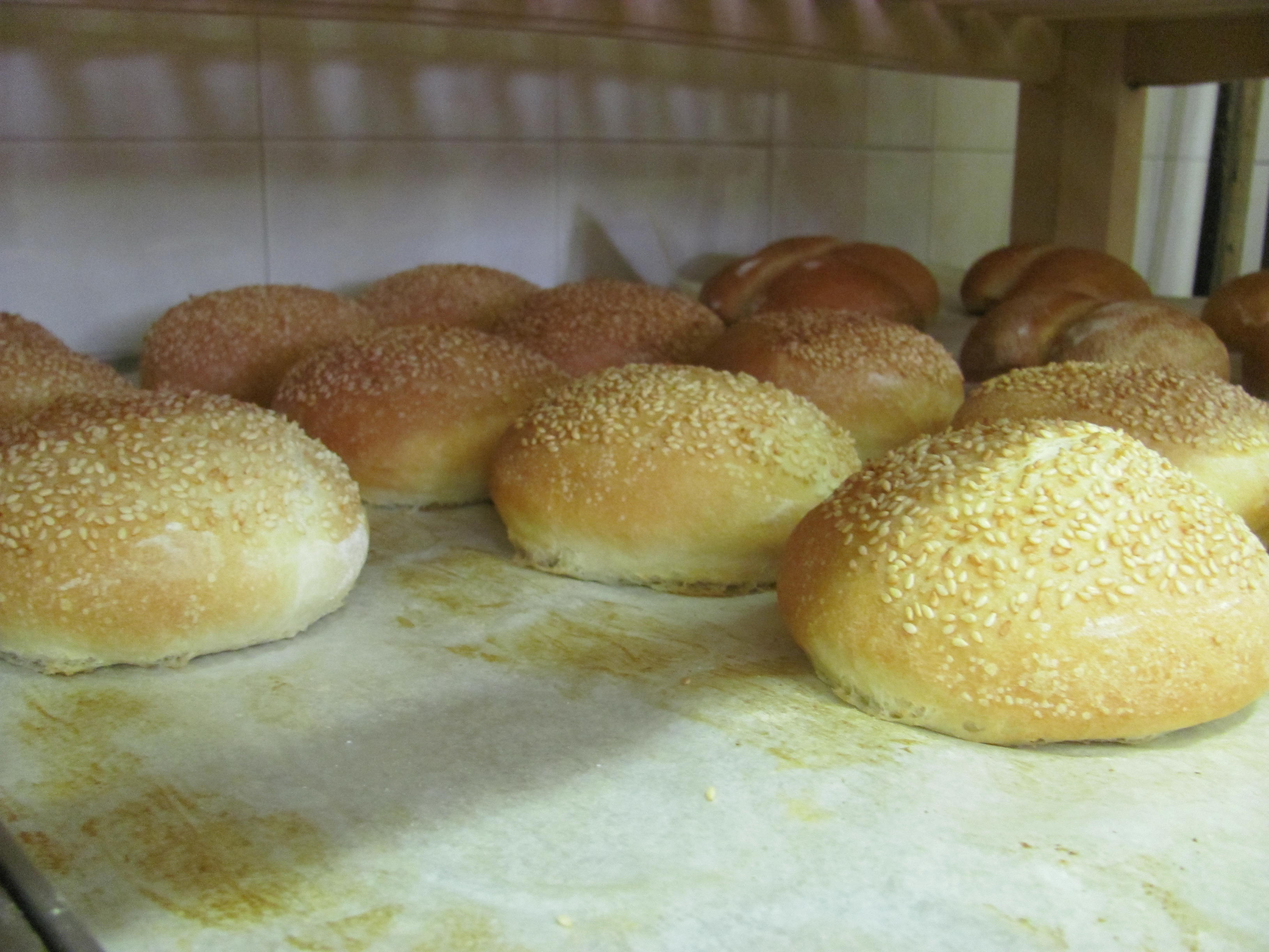 Zamuda Peka kruha na tradicionalen način v kmečki peči