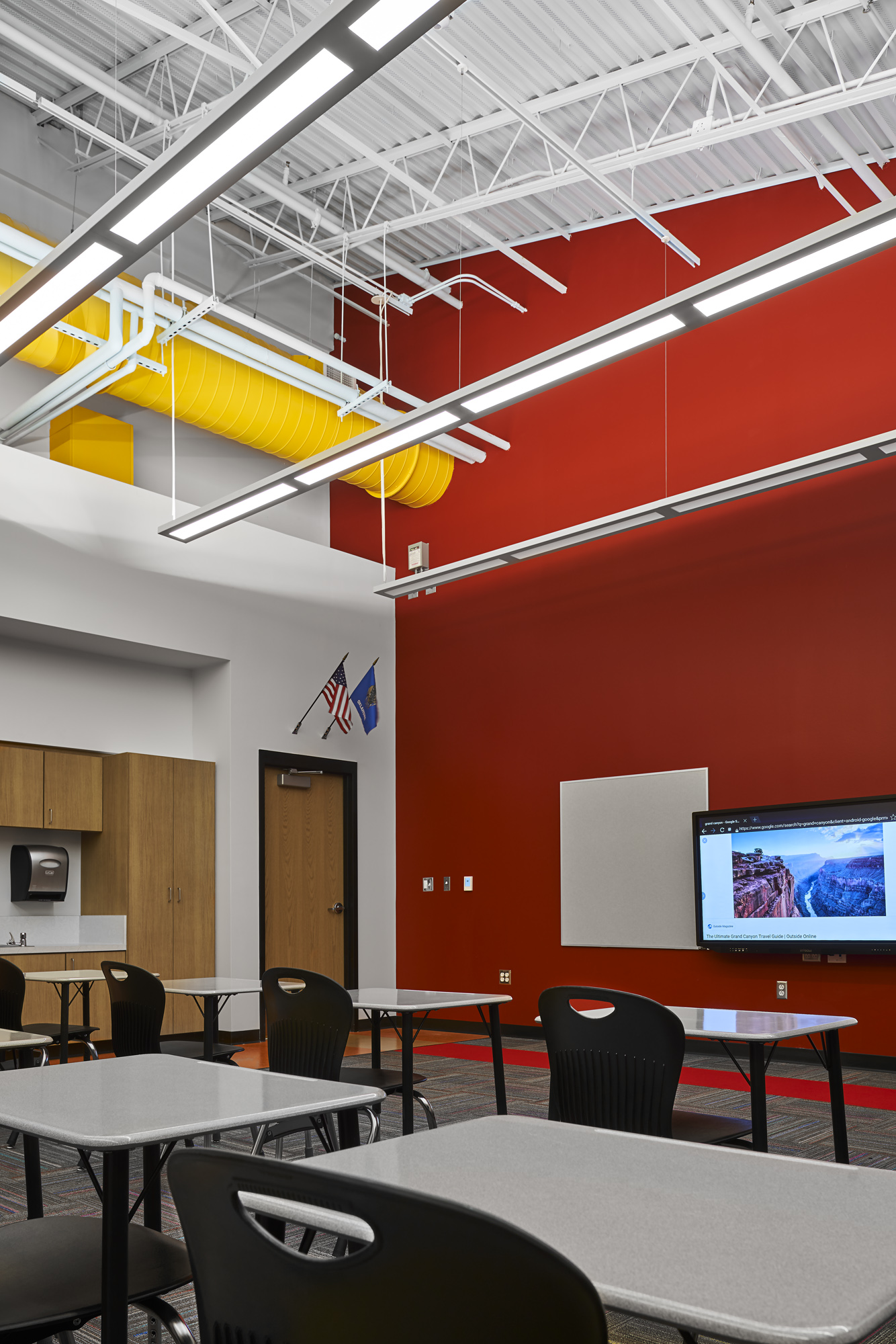 Seiling Elementary School, KS Zandur