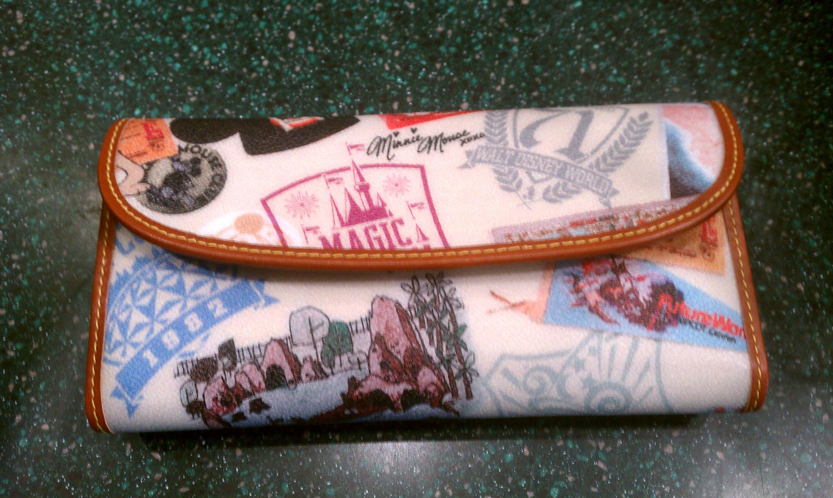 New DOONEY & BOURKE Walt Disney World WALLET WDW 40th Anniversary IN