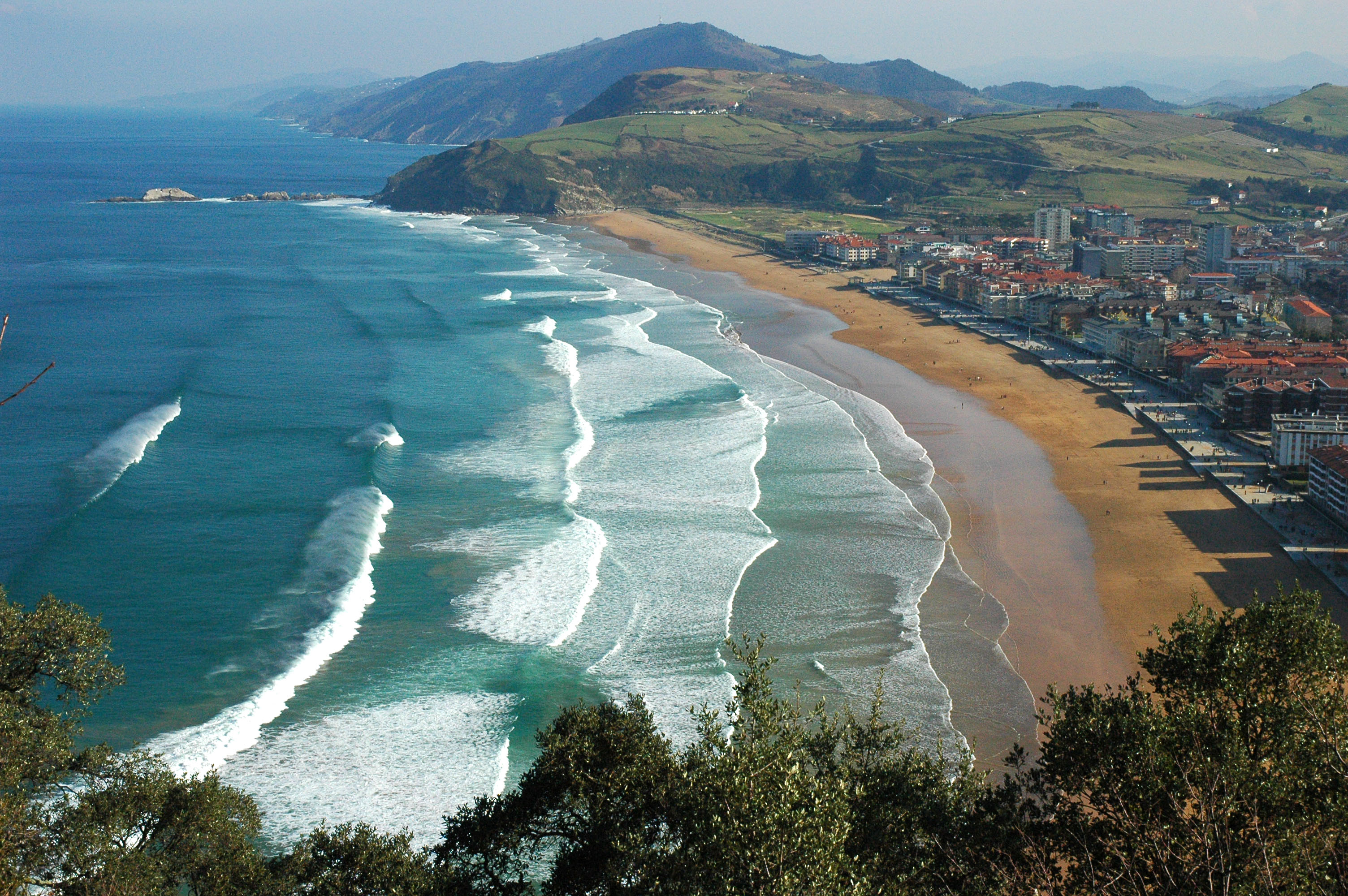 ZONAS COMUNES Zarautz Hostel