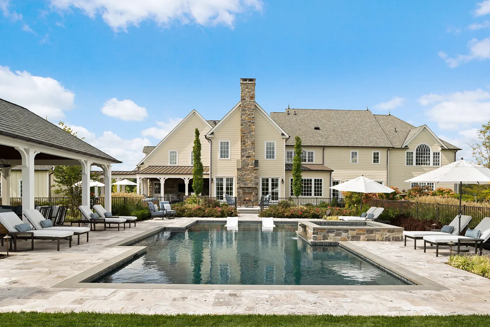 Outdoor Living Spaces Zaveta