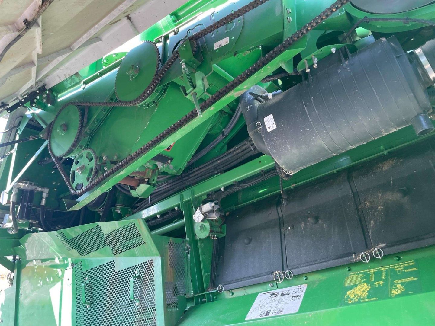 2015 John Deere S660 HILLCO Sidehill Combine For Sale 775407