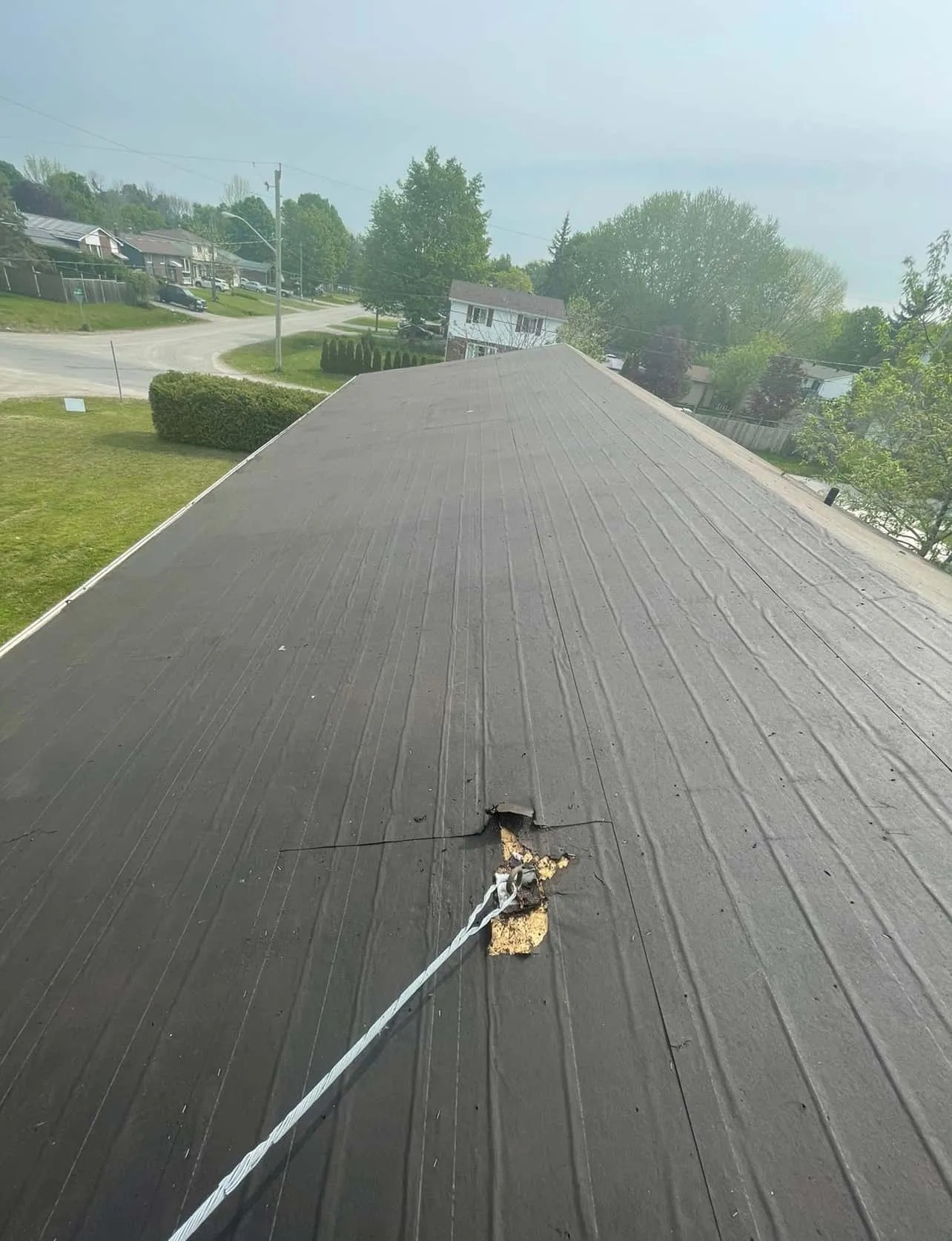 What is the roofing labor cost per square foot in Ontario? Zekes