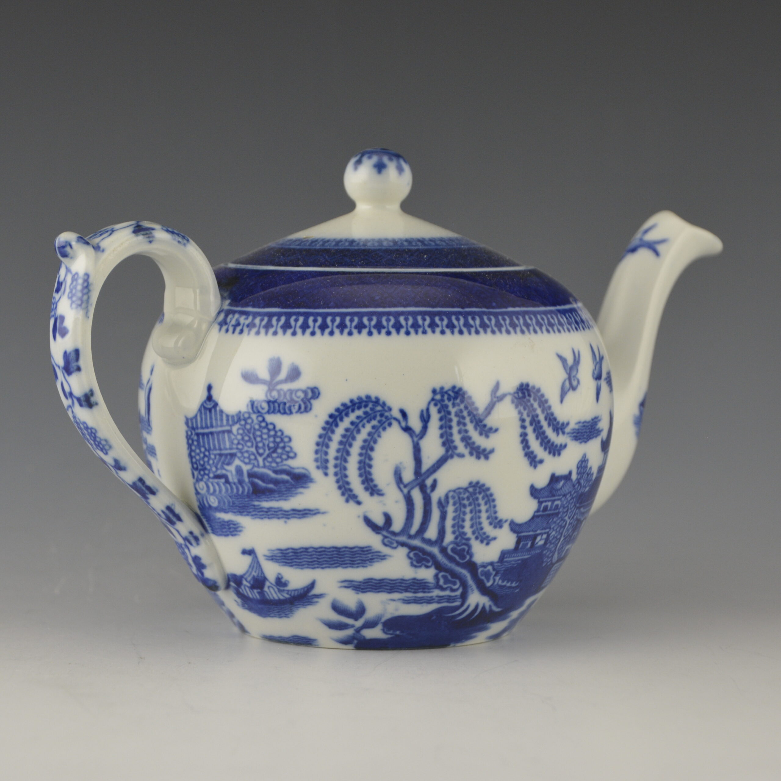 Teapot, Mandarin The Zeller Collection