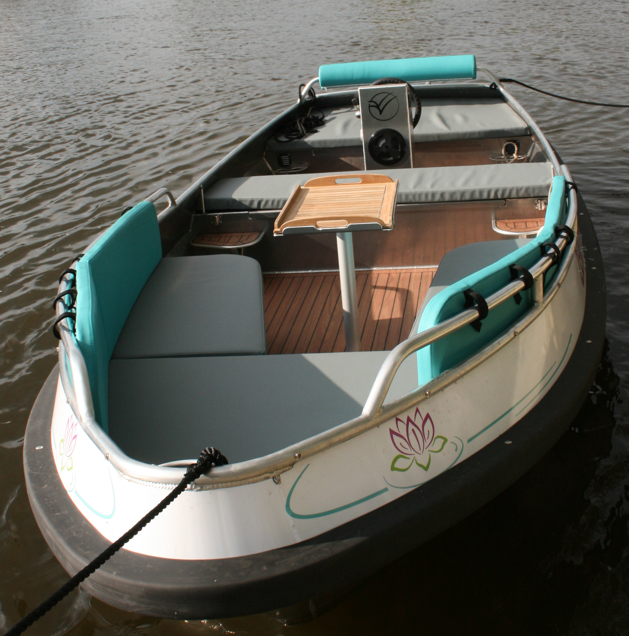 Zen Motor Boat Hire River Thames electric Zen Electric Boat Hire Thames