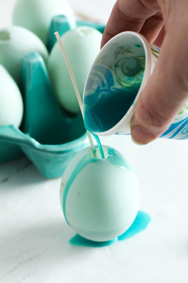 Bastelideen für Ostern Kerzen aus Eierschalen selber machen DIY