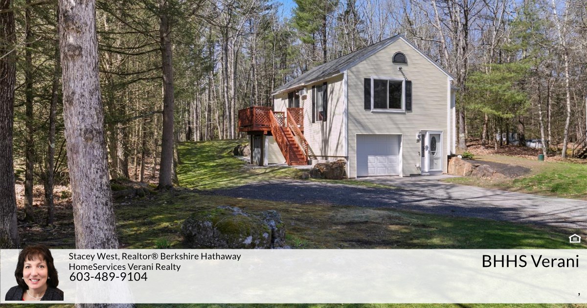 25 Boulder Dr, Danville, NH 03819