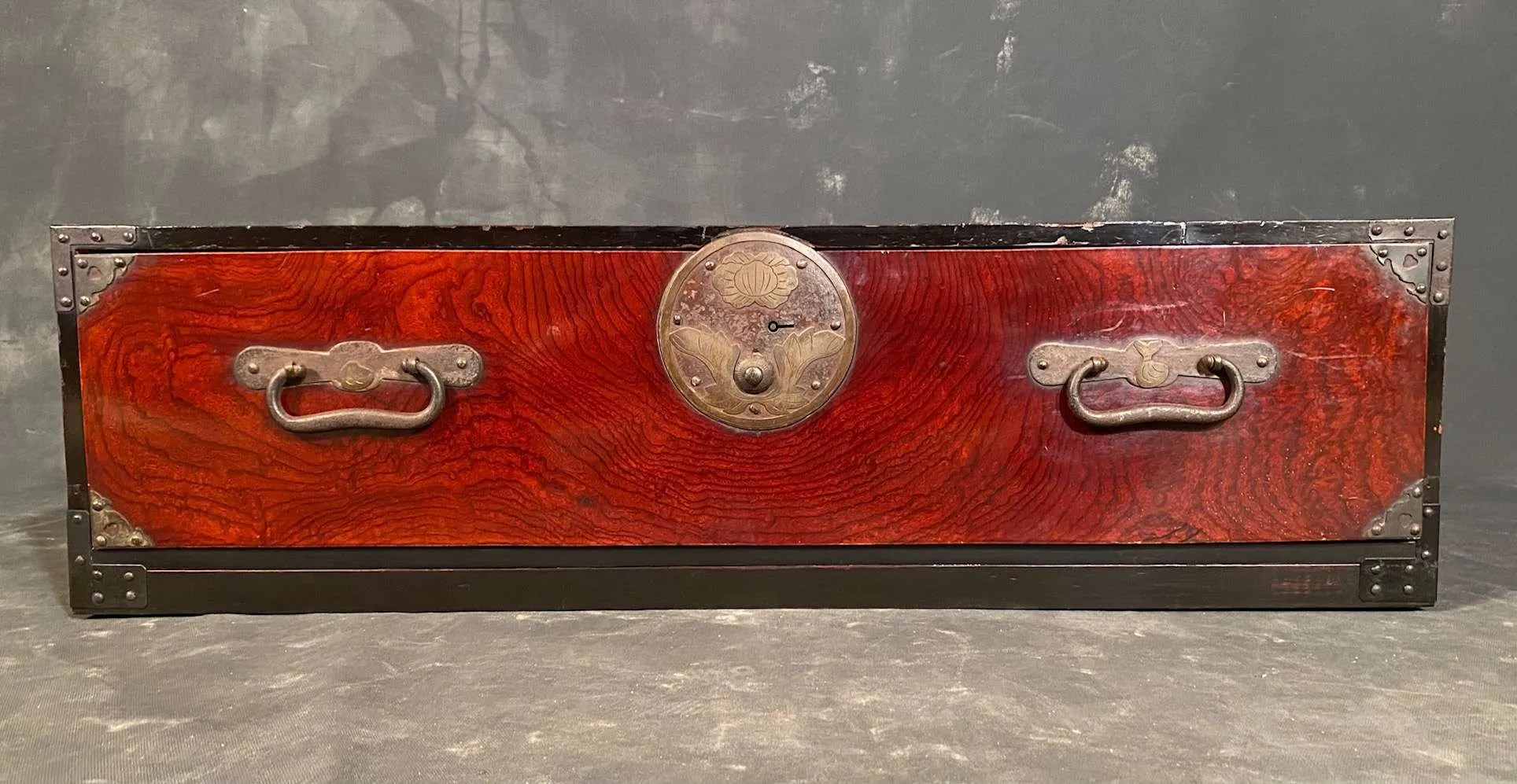 Antique Japanese Low Tansu 1 Drawer Keyaki Meiji Zentner Collection