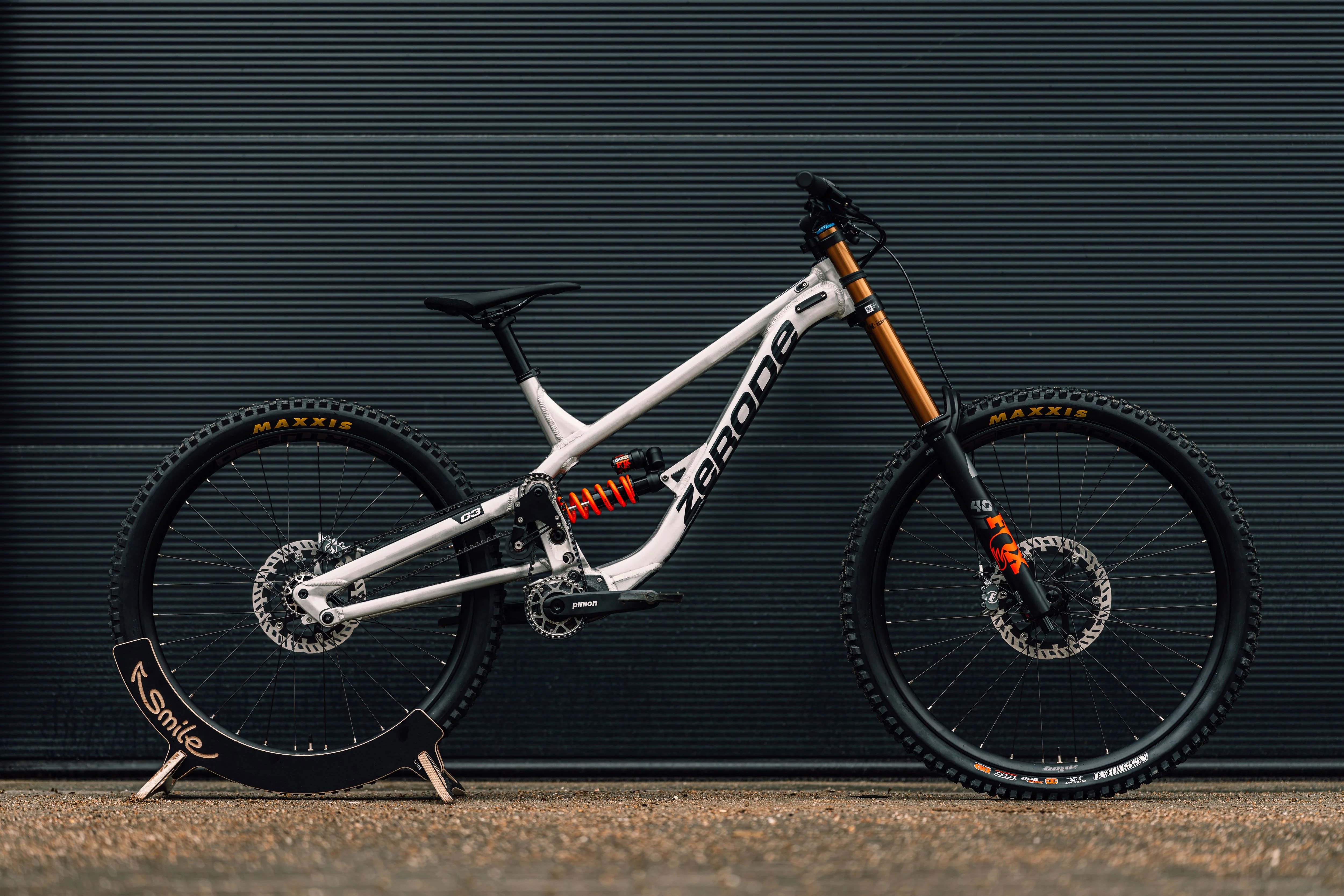 G3 DOWNHILL Zerode Bikes Europe