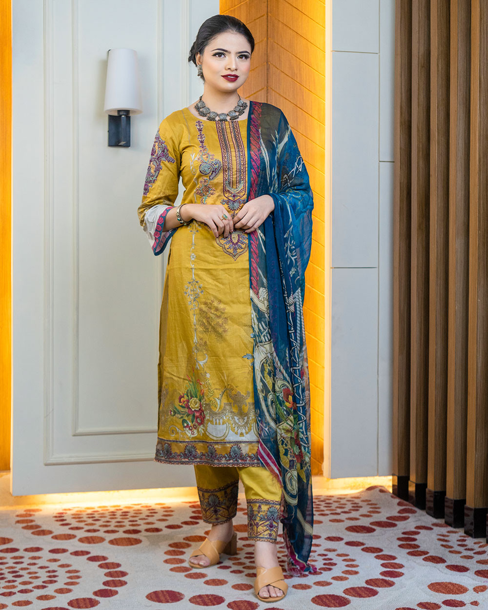 3623 Mastered Embroidered Cotton Dress Zeroes