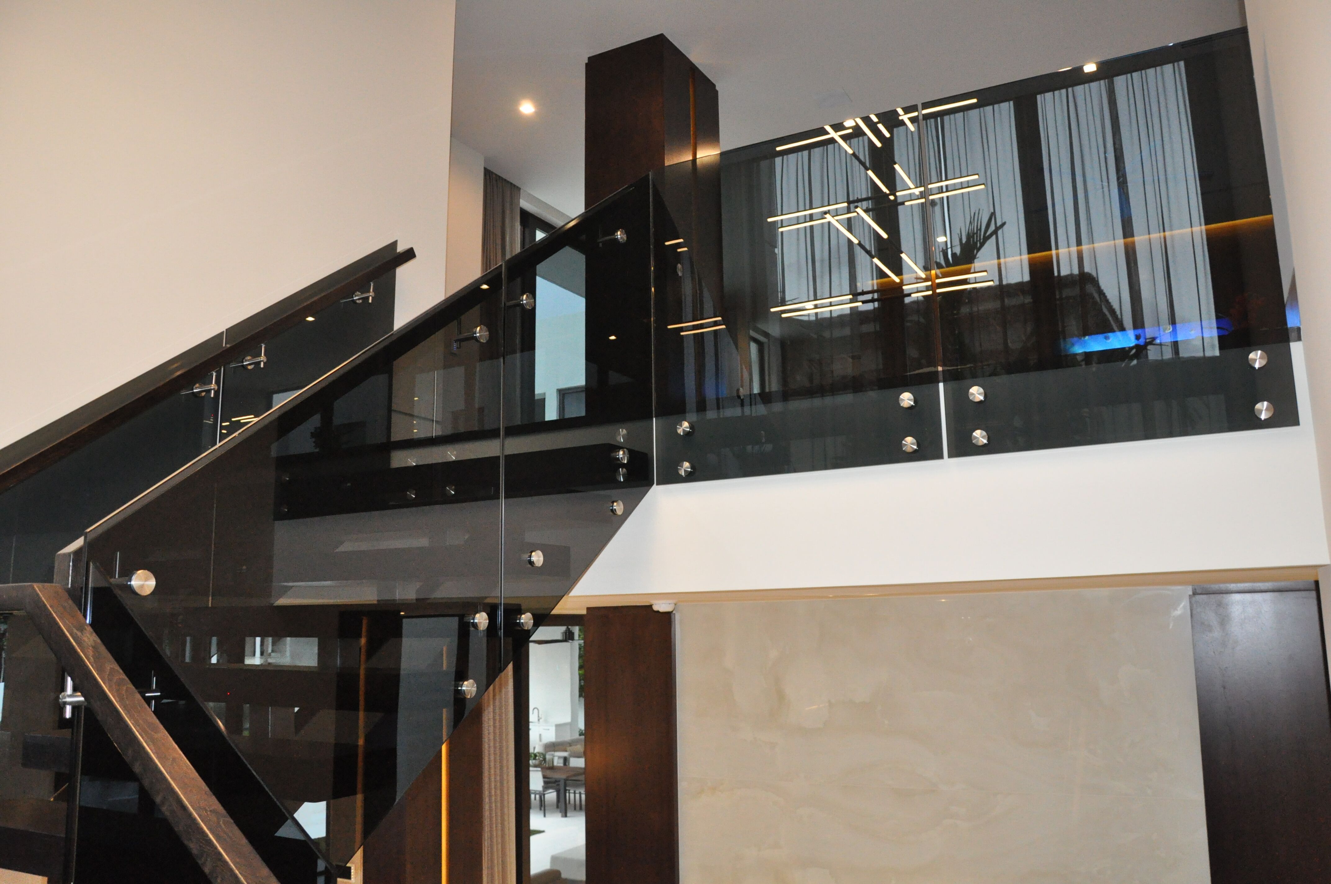 Stainless Steel & Glass 017 ZERON'S METAL DESIGNERS, INC.