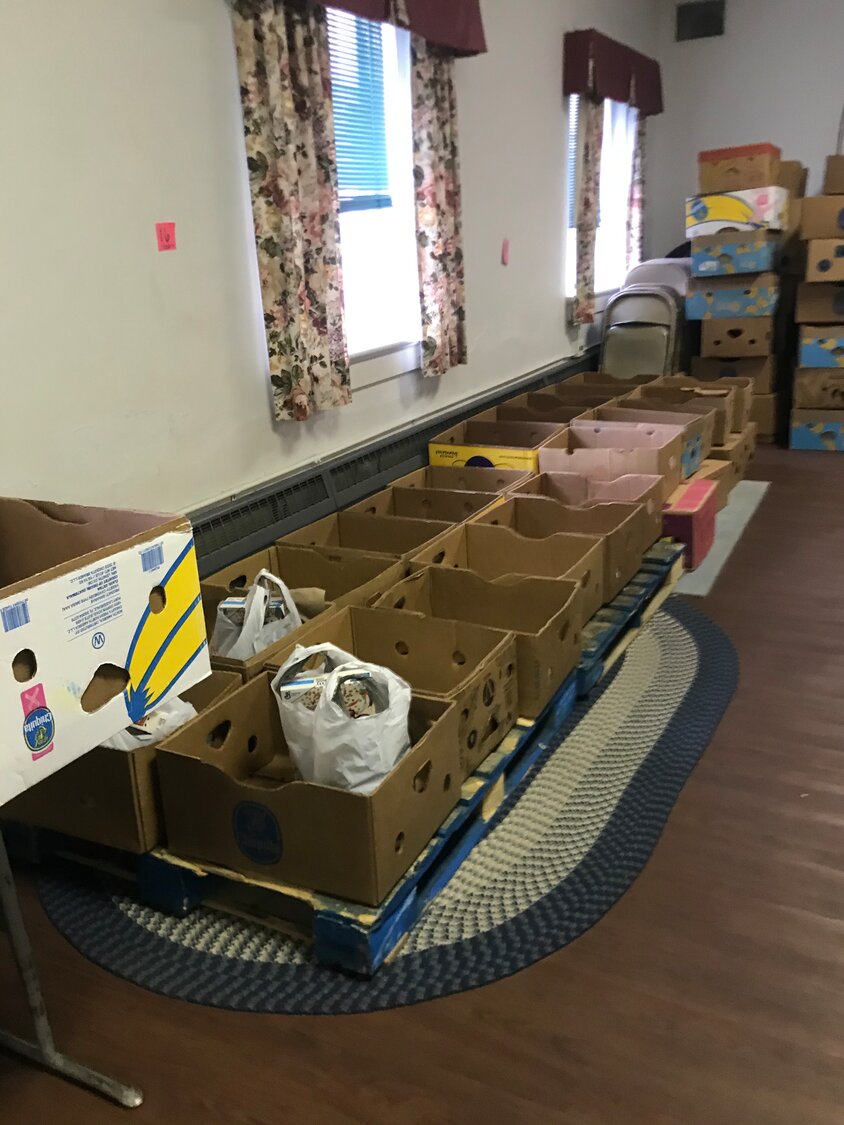 Food pantries' need for volunteers and for donations rises during