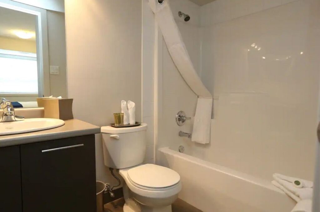 Hotel Home East Village at Eagle Ridge Fort McMurray