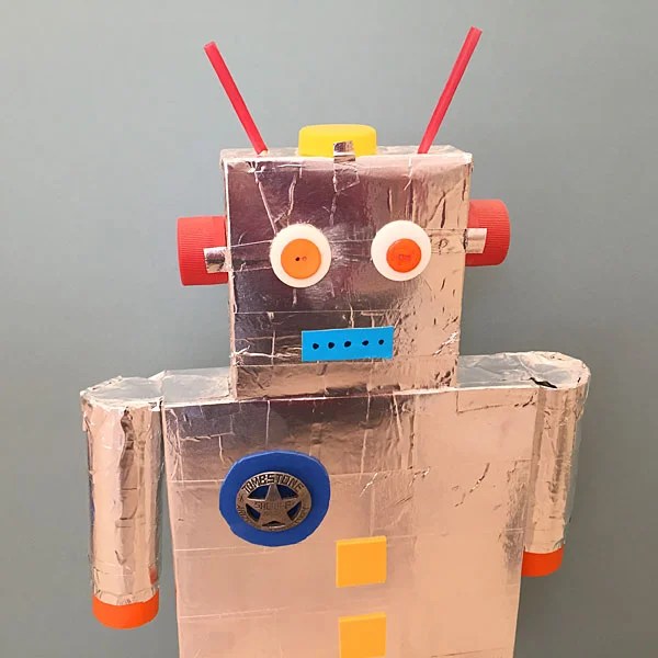 DIY Recycled Robot Ziggity Zoom Family