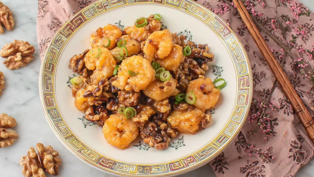 Honey Walnut Shrimp (Crispy, Creamy, 30Min Recipe)