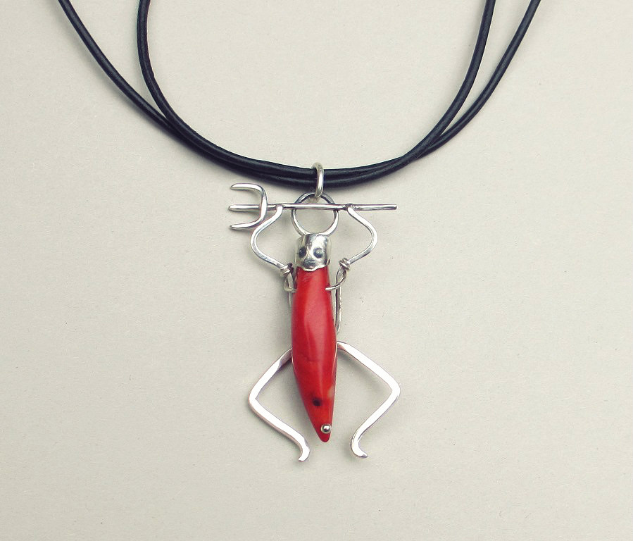 Devil necklace sterling silver coral horn Zilvera