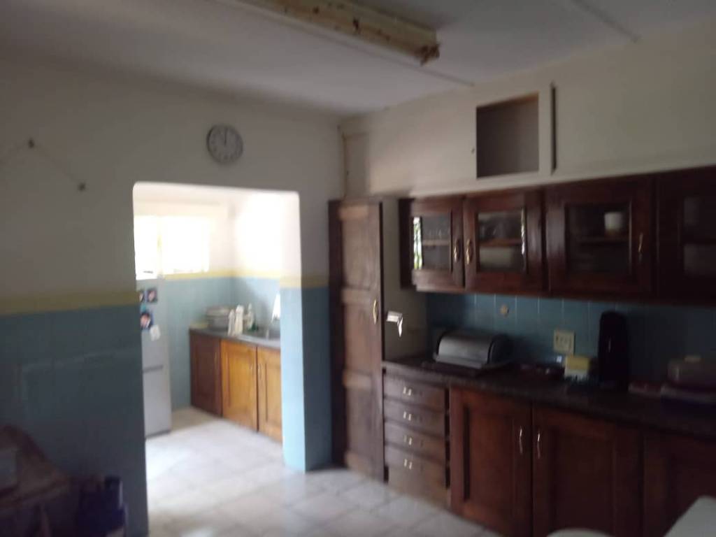 3 BEDROOM HOUSE FOR SALE IN MORNINGSIDE BULAWAYO For Sale Zimbabwe