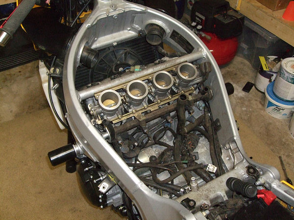 Triumph TT600 Service