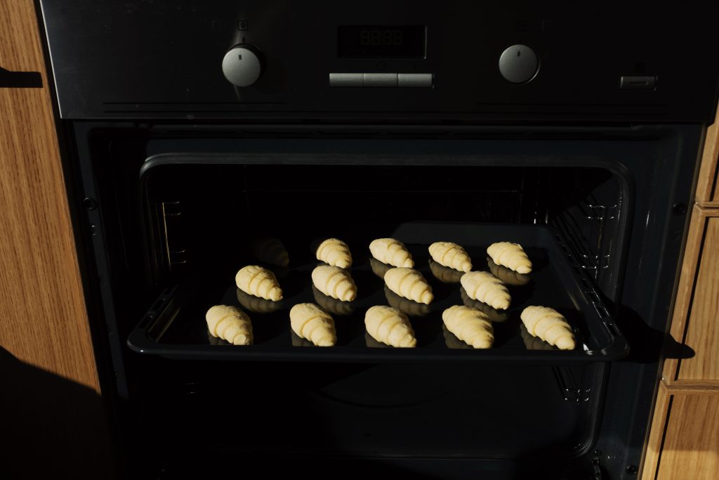 Convection vs Oven Baking How to Choose the Best Method for You